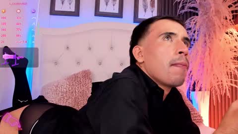 Snapshot of mr_aronnn chatting on October 27, 2025, 2:59 am Aaron. online show from October 27, 2025, 2:59 am