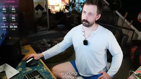 Snapshot of mr_foxxy chatting on February 6, 2025, 9:38 pm ninko online show from February 6, 2025, 9:38 pm