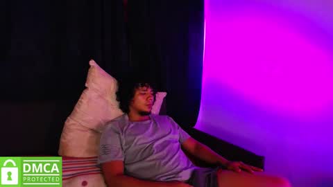 Snapshot of mr_mrscurie chatting on March 6, 2025, 11:09 pm Mr  Mrs Curie online show from March 6, 2025, 11:09 pm