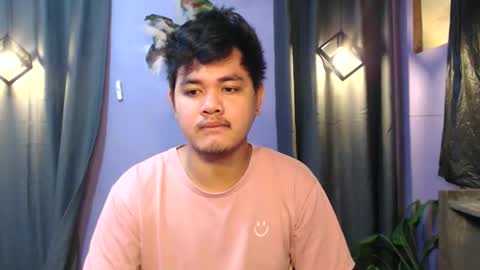 Snapshot of mr_olivercummerx chatting on October 31, 2025, 8:54 pm mr_olivercummerx online show from October 31, 2025, 8:54 pm