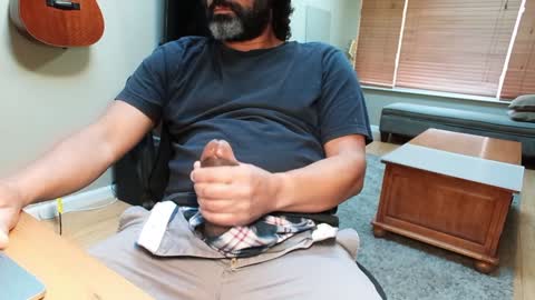 Snapshot of mr_rabbit77 chatting on January 11, 2025, 11:35 pm Rabbit online show from January 11, 2025, 11:35 pm