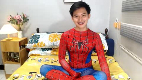 Snapshot of mr_squidcock chatting on October 30, 2025, 7:10 am KYLE online show from October 30, 2025, 7:10 am