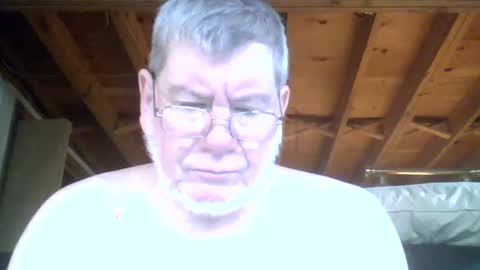 Snapshot of mrblade666 chatting on December 21, 2024, 2:47 pm mrblade666 online show from December 21, 2024, 2:47 pm