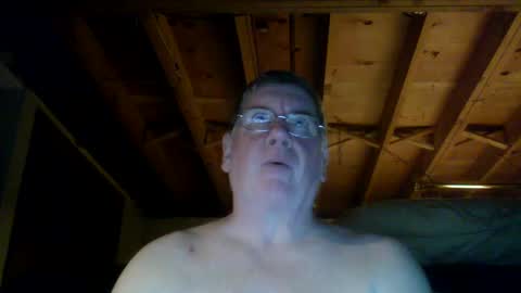 Snapshot of mrblade666 chatting on January 4, 2025, 2:03 am mrblade666 online show from January 4, 2025, 2:03 am