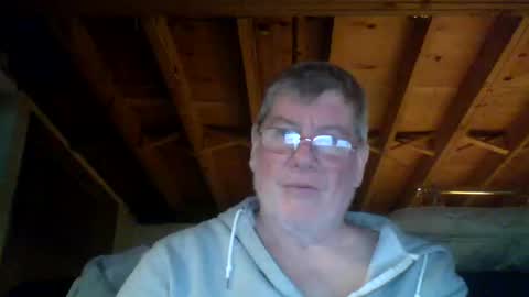 Snapshot of mrblade666 chatting on January 10, 2025, 2:14 am mrblade666 online show from January 10, 2025, 2:14 am