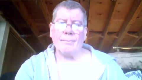 Snapshot of mrblade666 chatting on March 2, 2025, 3:27 pm mrblade666 online show from March 2, 2025, 3:27 pm