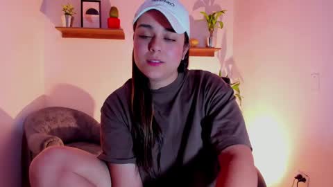 Laura online show from February 14, 2025, 4:58 am