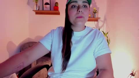 Laura online show from February 15, 2025, 2:58 am