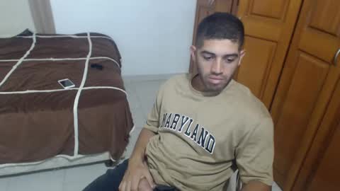 Snapshot of mrcum24 chatting on December 2, 2024, 8:22 pm Will online show from December 2, 2024, 8:22 pm