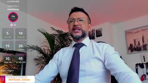 Snapshot of mrfrank_tattoo chatting on December 11, 2024, 12:02 pm MrFrank. online show from December 11, 2024, 12:02 pm