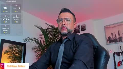 Snapshot of mrfrank_tattoo chatting on December 13, 2024, 12:28 pm MrFrank. online show from December 13, 2024, 12:28 pm