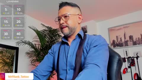 Snapshot of mrfrank_tattoo chatting on December 15, 2024, 2:48 pm MrFrank. online show from December 15, 2024, 2:48 pm