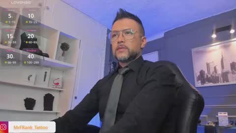 Snapshot of mrfrank_tattoo chatting on March 7, 2025, 12:34 pm MrFrank. online show from March 7, 2025, 12:34 pm