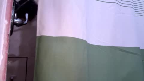 Snapshot of mrfrankfuckforfree chatting on January 23, 2025, 6:06 am mrfrankfuckforfree online show from January 23, 2025, 6:06 am