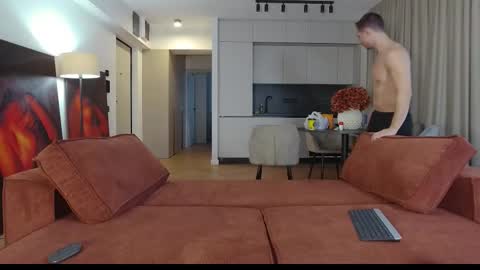 Snapshot of mrgreeneyes01 chatting on November 23, 2025, 8:03 am juan luis online show from November 23, 2025, 8:03 am