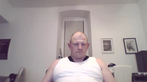 Snapshot of mrhotsex69 chatting on October 19, 2025, 10:43 pm mrhotsex69 online show from October 19, 2025, 10:43 pm
