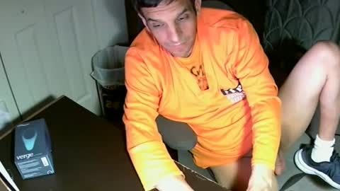 MrMarc online show from October 6, 2025, 3:04 am