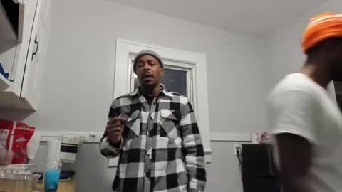 mromg007 online show from December 11, 2024, 10:38 pm