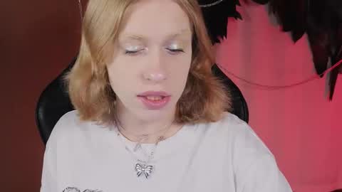 Snapshot of mrs_mills chatting on November 2, 2025, 5:43 am Barbie online show from November 2, 2025, 5:43 am