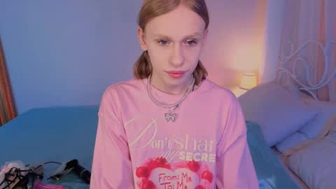 Snapshot of mrs_mills chatting on November 15, 2025, 5:27 am Barbie online show from November 15, 2025, 5:27 am