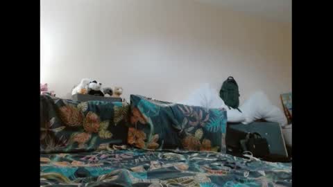 Mrs Velvet Vixen online show from September 17, 2025, 7:32 am