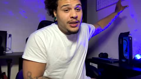 Snapshot of mrtarzanpapi chatting on January 23, 2025, 12:35 am MrTarzanPapi online show from January 23, 2025, 12:35 am