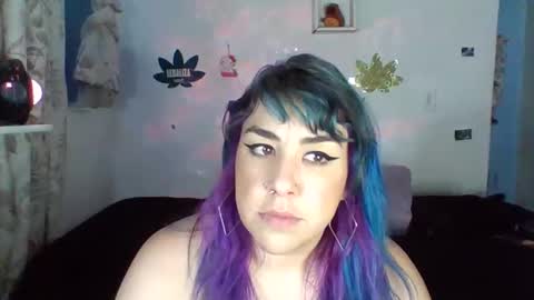 Mrs Venus online show from November 21, 2025, 9:02 pm