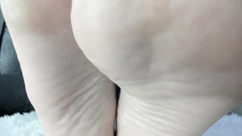 Snapshot of ms_enigma chatting on January 14, 2025, 10:17 am Goddess. Miss. Lady. Queen. Madam Milady online show from January 14, 2025, 10:17 am