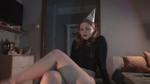 Snapshot of ms_lorelei chatting on January 7, 2025, 9:03 pm Lore online show from January 7, 2025, 9:03 pm