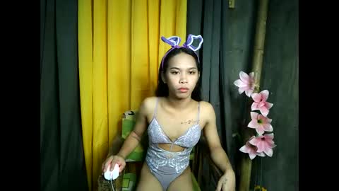 Snapshot of ms_maxine69 chatting on November 8, 2025, 10:37 am ms_maxine69 online show from November 8, 2025, 10:37 am