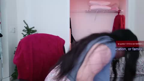 Snapshot of ms_mochii chatting on December 12, 2024, 8:21 pm R o r i SnapChat heyroriv2 wednesday - sunday Noon oclock mountain - 5pm mountain online show from December 12, 2024, 8:21 pm