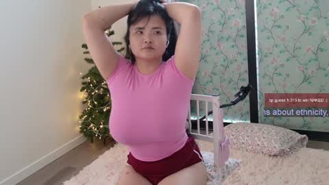 Snapshot of ms_mochii chatting on January 24, 2025, 9:58 pm R o r i SnapChat heyroriv2 wednesday - sunday Noon oclock mountain - 5pm mountain online show from January 24, 2025, 9:58 pm
