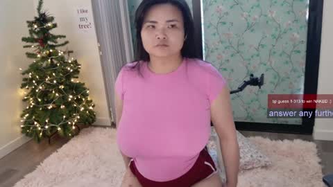 Snapshot of ms_mochii chatting on January 30, 2025, 10:19 pm R o r i SnapChat heyroriv2 wednesday - sunday Noon oclock mountain - 5pm mountain online show from January 30, 2025, 10:19 pm