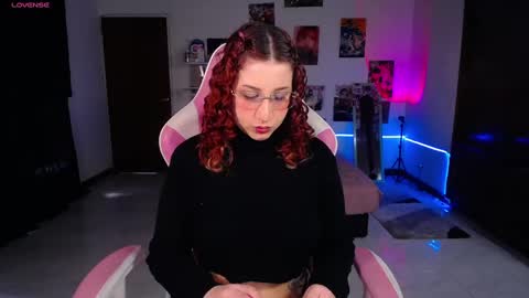 Snapshot of ms_ratuelita chatting on October 2, 2025, 3:52 pm Manuela3 online show from October 2, 2025, 3:52 pm