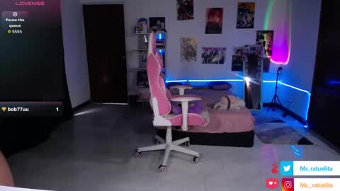 Snapshot of ms_ratuelita chatting on October 7, 2025, 4:59 pm Manuela3 online show from October 7, 2025, 4:59 pm