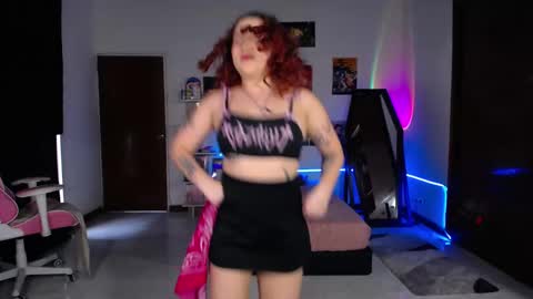 Snapshot of ms_ratuelita chatting on November 5, 2025, 4:51 pm Manuela3 online show from November 5, 2025, 4:51 pm