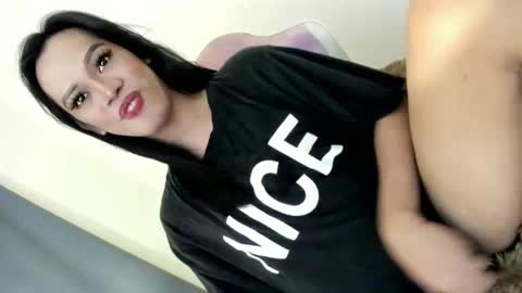 Snapshot of ms_selenaxx chatting on December 7, 2024, 11:07 am selena online show from December 7, 2024, 11:07 am