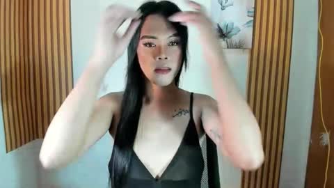 Snapshot of ms_selenaxx chatting on October 7, 2025, 1:47 am selena online show from October 7, 2025, 1:47 am