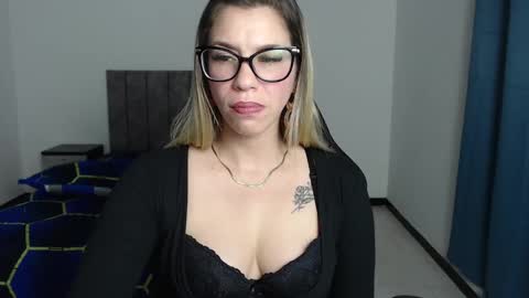 Sofia online show from December 13, 2024, 1:26 am