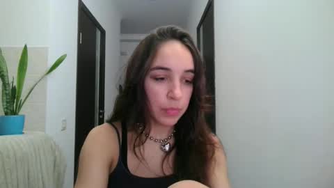 Snapshot of ms_sophiee chatting on December 3, 2025, 6:06 pm ms_sophiee online show from December 3, 2025, 6:06 pm