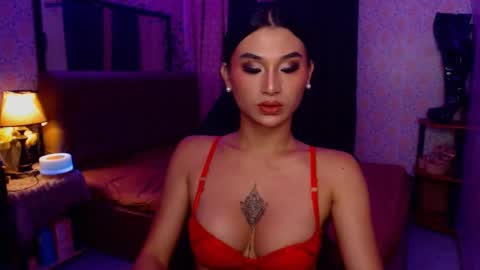 Snapshot of msasianbigcockts chatting on December 8, 2024, 11:03 am Thea online show from December 8, 2024, 11:03 am