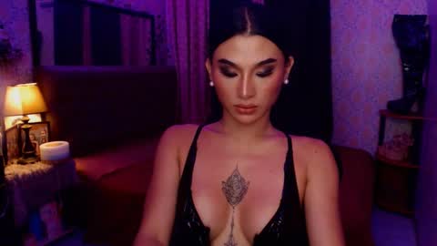 Snapshot of msasianbigcockts chatting on December 10, 2024, 9:33 am Thea online show from December 10, 2024, 9:33 am