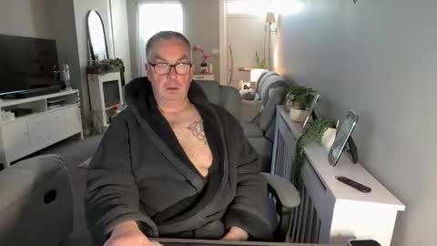 mtb1697 online show from December 3, 2025, 9:18 am