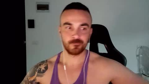 Snapshot of mu5clemania chatting on December 23, 2024, 7:52 pm Victor online show from December 23, 2024, 7:52 pm