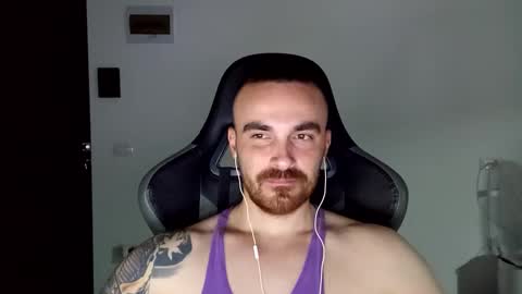 Snapshot of mu5clemania chatting on December 24, 2024, 2:54 pm Victor online show from December 24, 2024, 2:54 pm