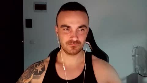 Snapshot of mu5clemania chatting on December 29, 2024, 7:53 pm Victor online show from December 29, 2024, 7:53 pm