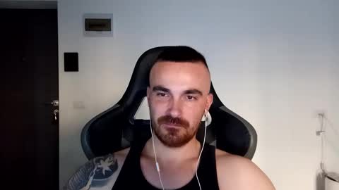 Snapshot of mu5clemania chatting on January 9, 2025, 12:52 pm Victor online show from January 9, 2025, 12:52 pm