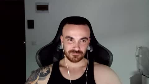 Snapshot of mu5clemania chatting on January 10, 2025, 2:55 pm Victor online show from January 10, 2025, 2:55 pm