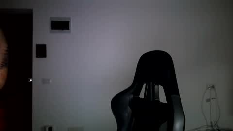 Snapshot of mu5clemania chatting on January 25, 2025, 6:12 am Victor online show from January 25, 2025, 6:12 am