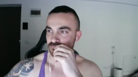 Snapshot of mu5clemania chatting on February 4, 2025, 10:10 am Victor online show from February 4, 2025, 10:10 am